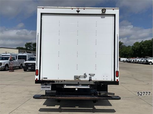 Used 2024 Chevrolet Express 3500 w/ Power Convenience Package RWD image 7