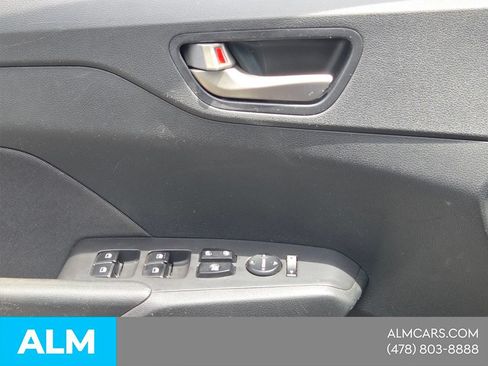 Used 2018 Hyundai Accent SEL FWD image 31