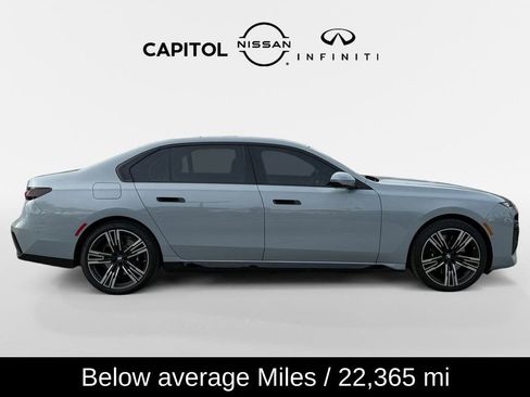 Used 2023 BMW 740i 740i image 3