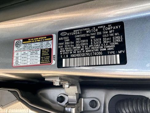 Used 2024 Genesis GV80 2.5T AWD/4WD image 35