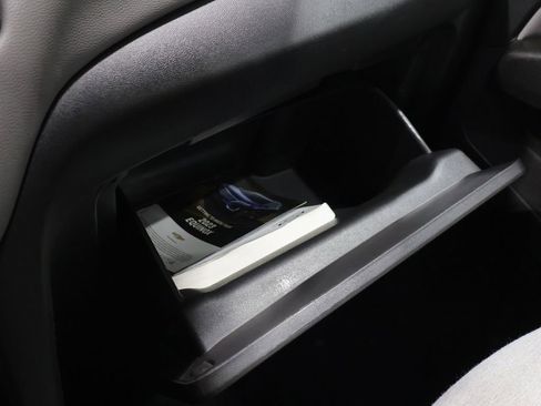 Used 2023 Chevrolet Equinox LT w/ Driver Convenience Package image 30