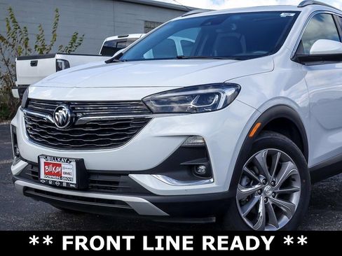 Used 2022 Buick Encore GX Essence w/ Experience Buick Package image 3