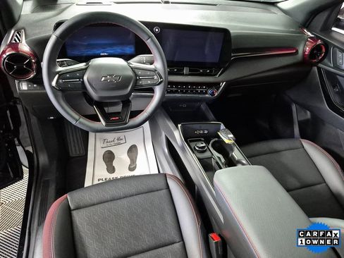 Certified 2025 Chevrolet Equinox RS w/ Safety and Technology Package image 10