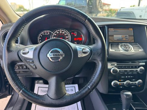 Used 2010 Nissan Maxima 3.5 SV w/ Monitor Pkg FWD image 20