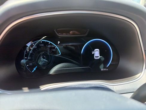 Used 2022 Genesis GV80 2.5T w/ Prestige Package 04 image 7