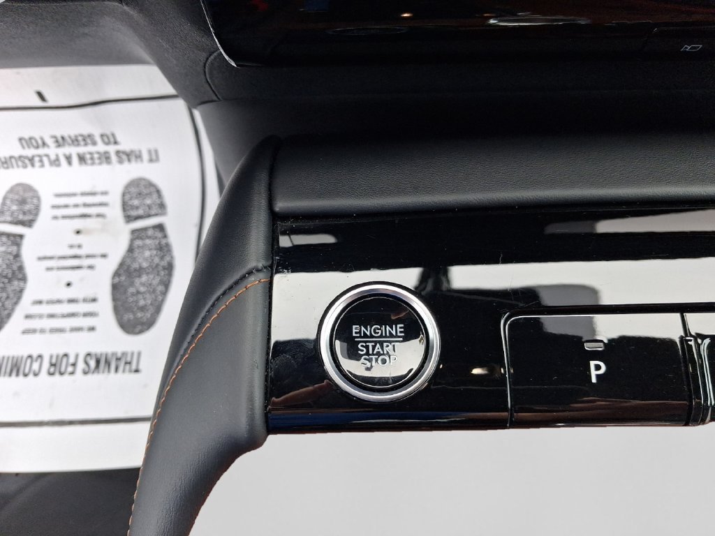 Used 2025 Lincoln Navigator Black Label AWD/4WD image 19