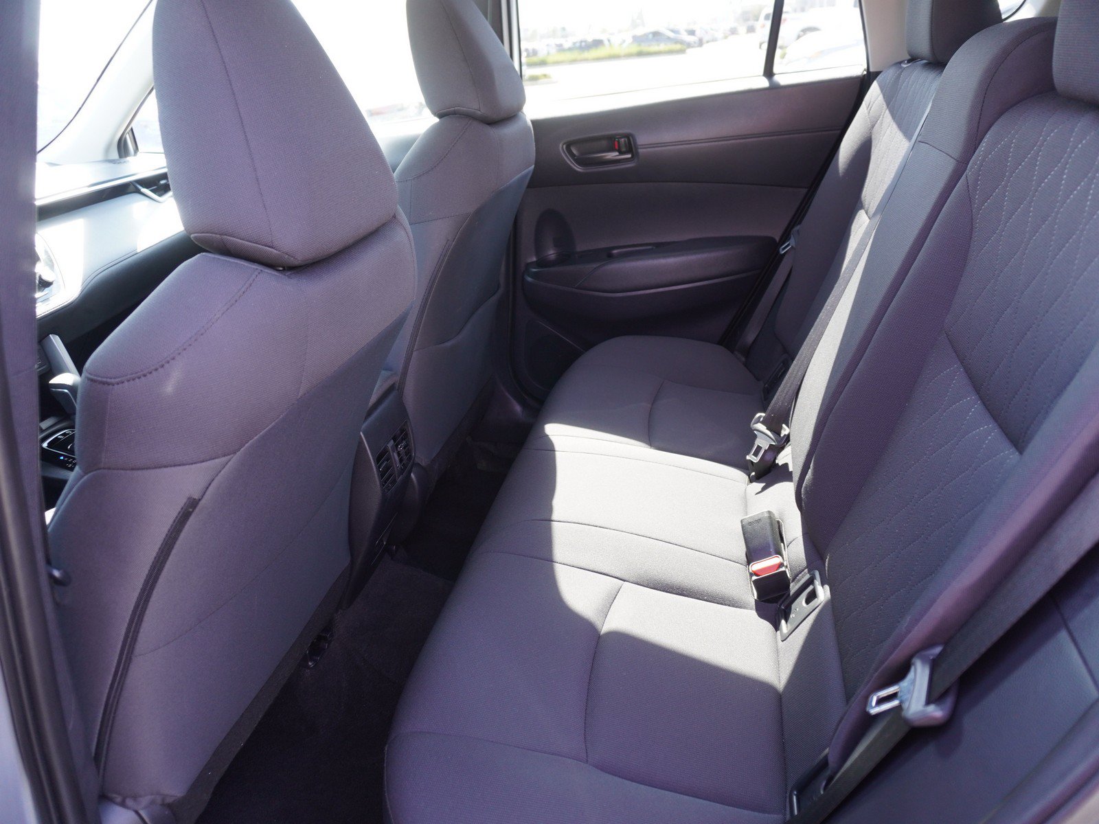 Used 2025 Toyota Corolla Cross LE FWD image 13