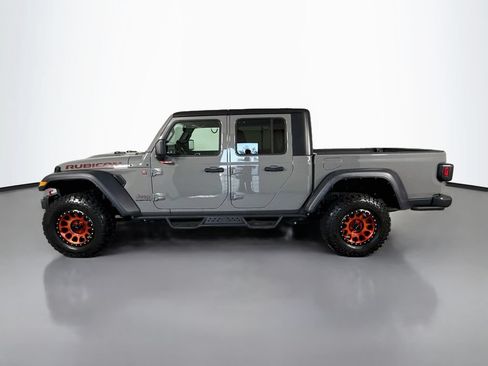 Used 2023 Jeep Gladiator Rubicon w/ Cold Weather Group AWD/4WD image 2