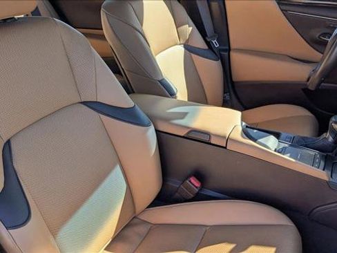 Used 2021 Lexus ES 350 w/ Premium Package image 26