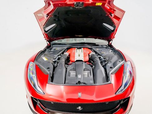 Used 2021 Ferrari 812 GTS image 49