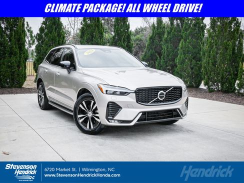 Used 2024 Volvo XC60 B5 Core image 1