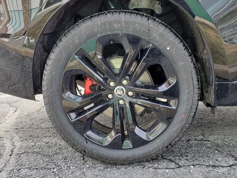 New 2025 Jaguar F-PACE R-Dynamic S image 27