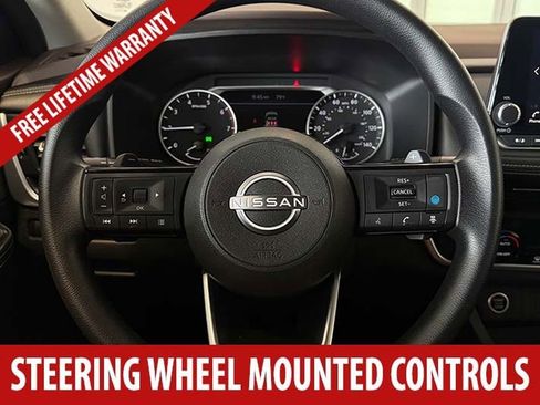 Used 2023 Nissan Rogue SV AWD/4WD image 9