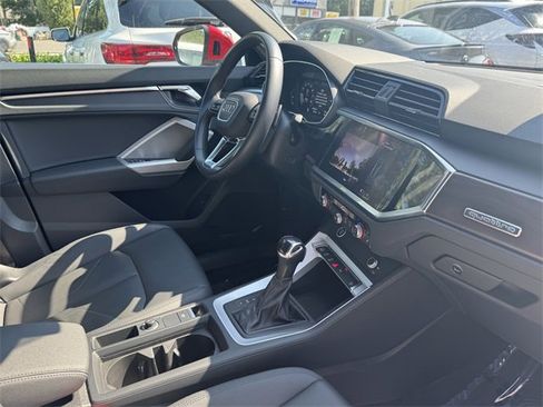 Certified 2022 Audi Q3 2.0T Premium w/ Convenience Package image 30
