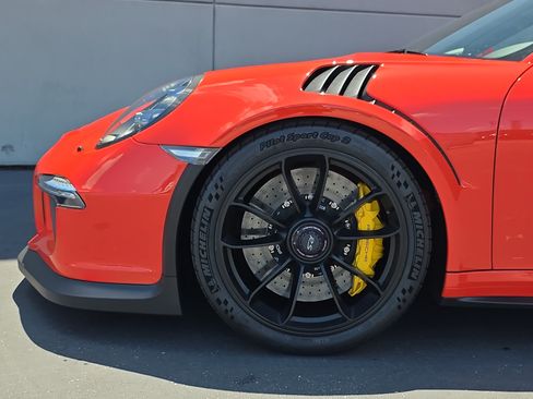 Certified 2016 Porsche 911 GT3 RS RWD image 11