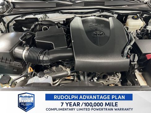 Used 2019 Toyota Tacoma TRD Off-Road image 24