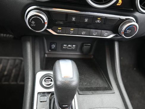 Used 2024 Nissan Sentra SV FWD image 15