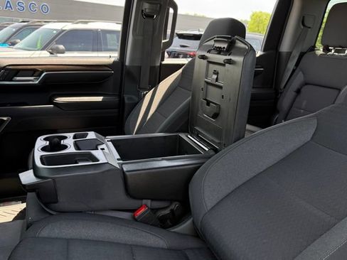 Used 2022 Chevrolet Silverado 1500 RST AWD/4WD image 25