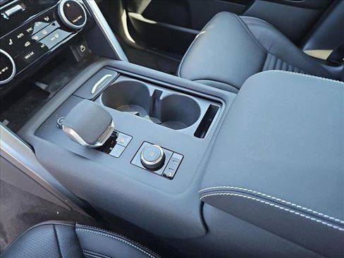 New 2025 Land Rover Discovery Dynamic SE AWD/4WD image 25