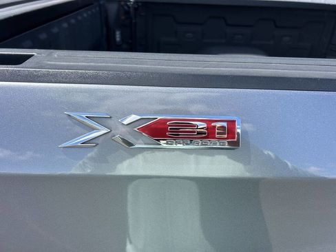 Used 2021 GMC Sierra 1500 SLT w/ SLT Premium Plus Package image 9