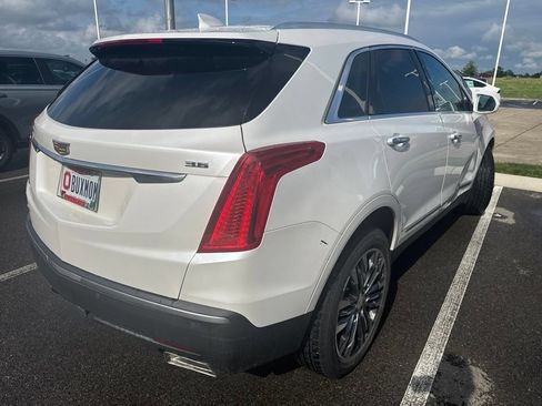 Used 2017 Cadillac XT5 Premium Luxury w/ LPO, Wheel Lock Package AWD/4WD image 3