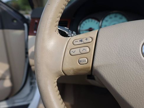 Used 2006 Toyota Solara SLE FWD image 24