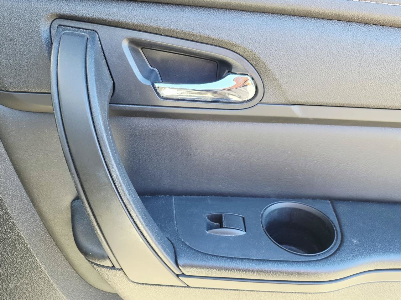 Used 2017 Chevrolet Traverse LT FWD image 22