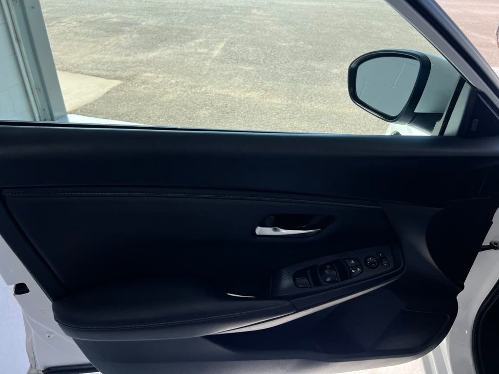Used 2023 Nissan Sentra SV FWD image 12