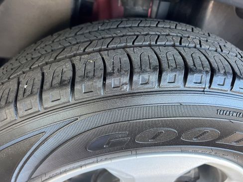 Used 2021 Jeep Compass Latitude image 10