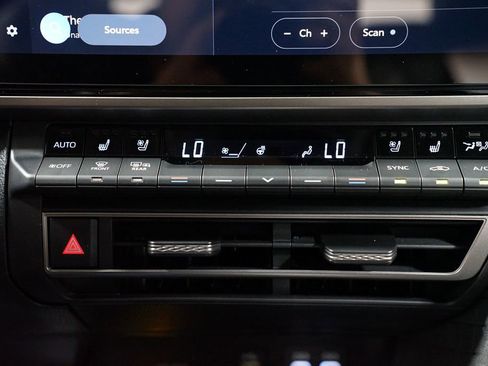 New 2026 Toyota Camry XLE AWD/4WD image 21