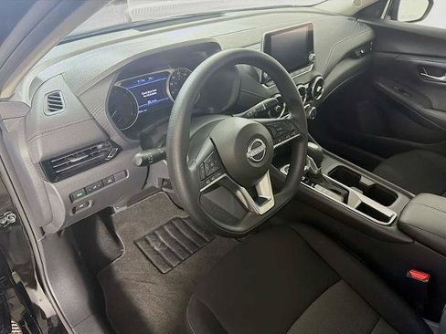 Certified 2025 Nissan Sentra SV FWD image 7