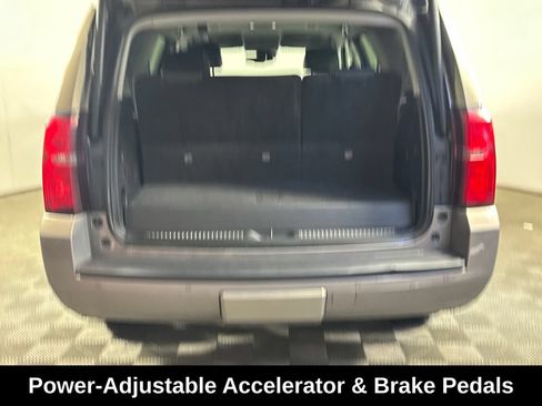 Used 2017 Chevrolet Tahoe LT w/ Luxury Package AWD/4WD image 16