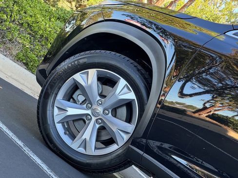 Used 2017 Lexus NX 200t FWD image 8