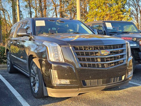 Used 2015 Cadillac Escalade ESV Premium image 1