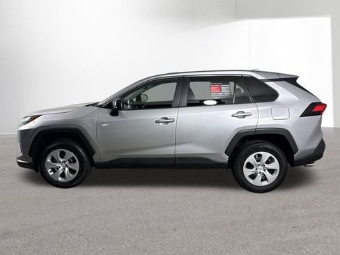 Used 2024 Toyota RAV4 LE AWD/4WD image 27