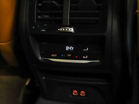 Used 2022 BMW X4 xDrive30i w/ Convenience Package image 16