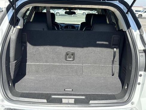 Used 2016 Buick Enclave Leather image 9