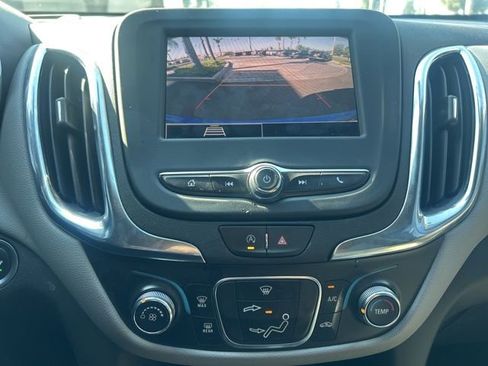 Used 2024 Chevrolet Equinox LS w/ LS Convenience Package image 11