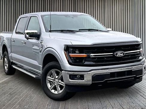 Used 2025 Ford F150 XLT w/ Equipment Group 302A MID AWD/4WD image 11
