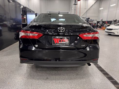 Used 2019 Toyota Camry LE image 29