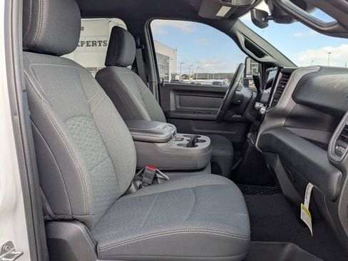 New 2025 RAM 2500 Tradesman AWD/4WD image 31