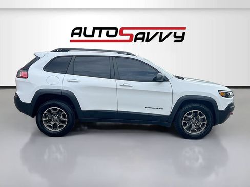 Used 2020 Jeep Cherokee Trailhawk AWD/4WD image 8