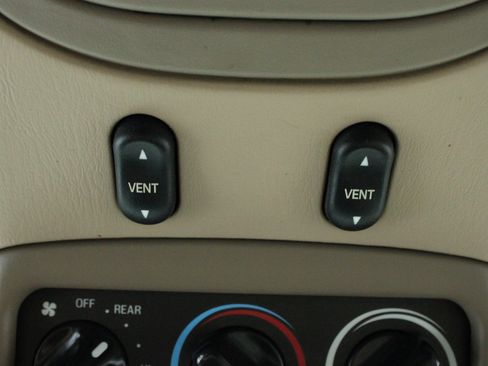 Used 2002 Ford Excursion Limited AWD/4WD image 20