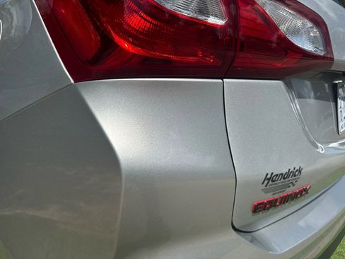 Used 2019 Chevrolet Equinox LT image 11