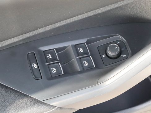 Used 2022 Volkswagen Jetta S FWD image 14
