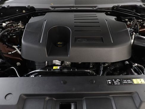 Used 2025 Land Rover Defender 110 Sedona Red Edition image 24