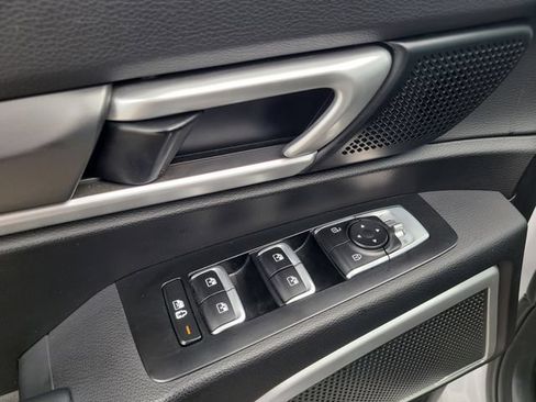 Used 2021 Kia Telluride S AWD/4WD image 18
