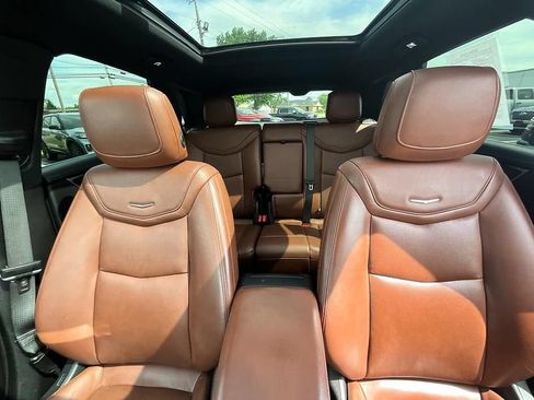 Used 2021 Cadillac XT5 Premium Luxury AWD/4WD image 34