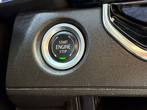 Used 2024 Chevrolet Colorado W/T image 27