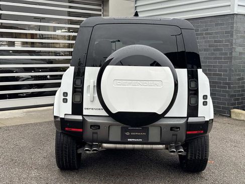 New 2026 Land Rover Defender 110 V8 AWD/4WD image 5